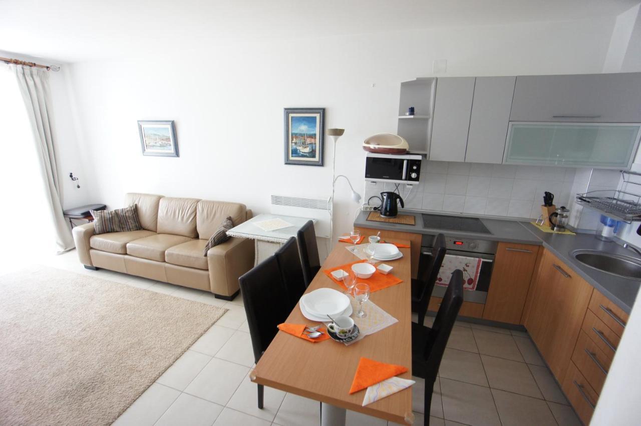 Petrovac Bay Apartments Екстер'єр фото