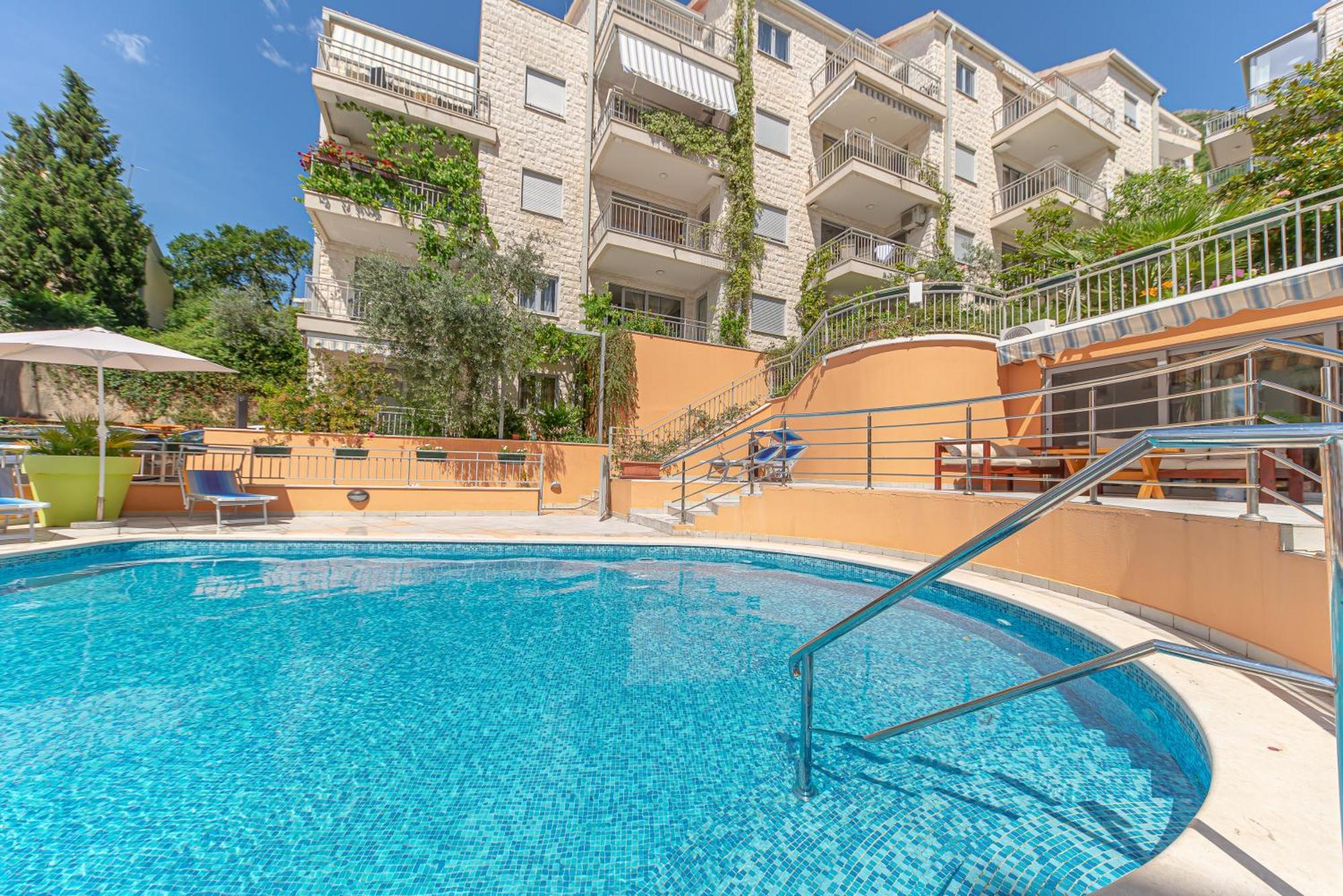 Petrovac Bay Apartments Екстер'єр фото