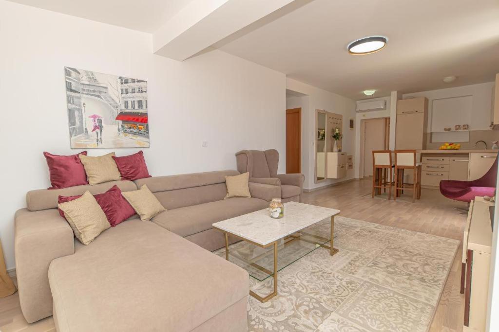 Petrovac Bay Apartments Екстер'єр фото