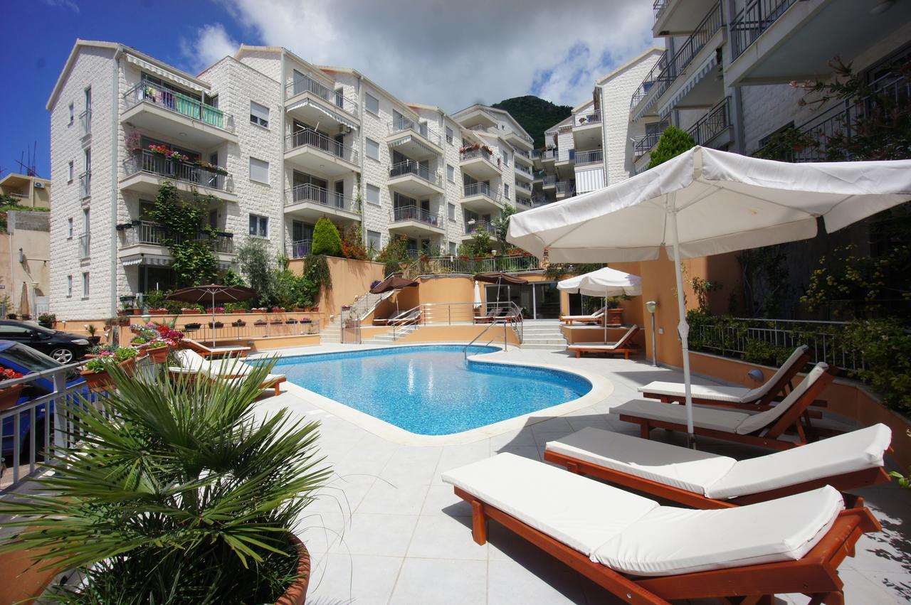 Petrovac Bay Apartments Екстер'єр фото